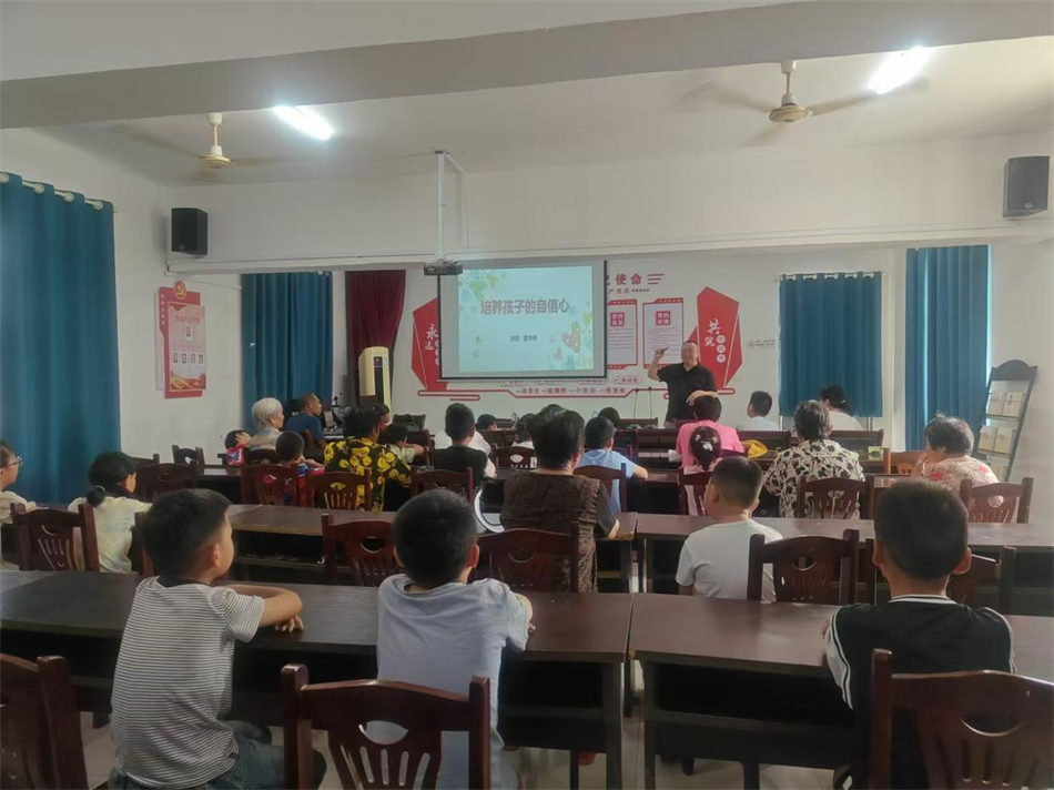 宿迁市妇联2024年度“向阳花开”妇女儿童公益社工服务项目 “好妈妈公益课堂”8月份活动开展情况(图5) 宿迁市妇联2024年度“向阳花开”妇女儿童公益社工服务项目 “好妈妈公益课堂”8月份活动开展情况(图5)